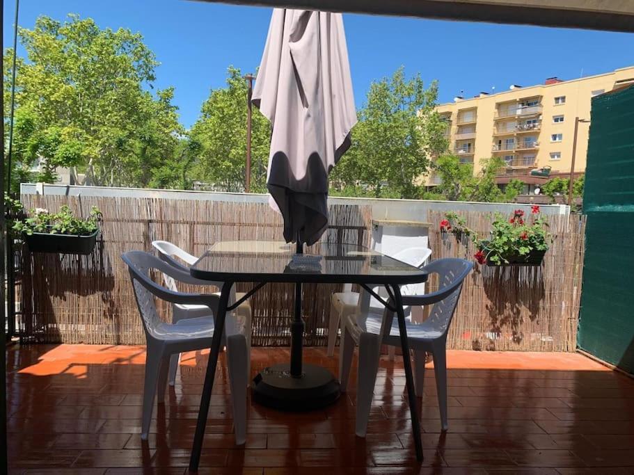 Centrico Apartmento Кастел Пладжа де Аро Екстериор снимка